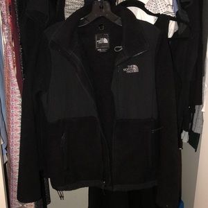 The NorthFace Denali Jacket size Small Women’s